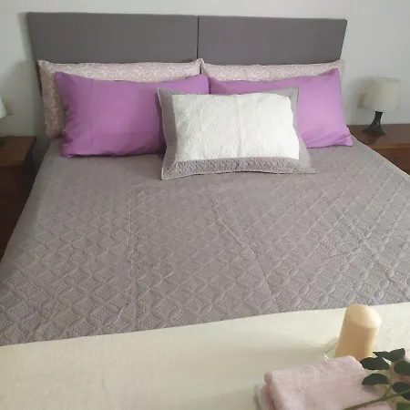 Tabita Apartment *